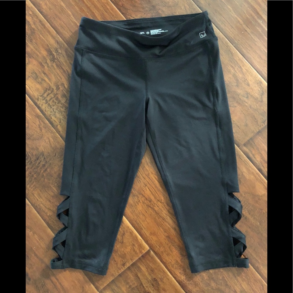 Capri workout pants